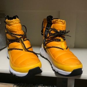 Women NorthFace Snow Boots